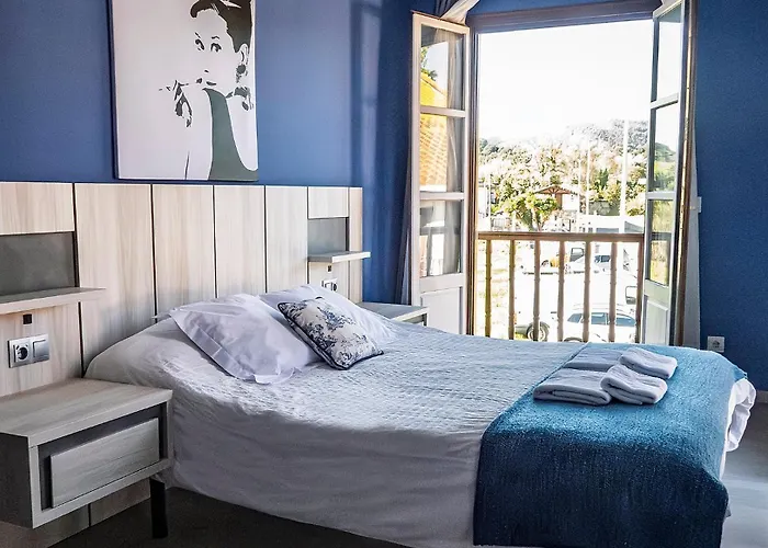 Rural En Solanas מלון *